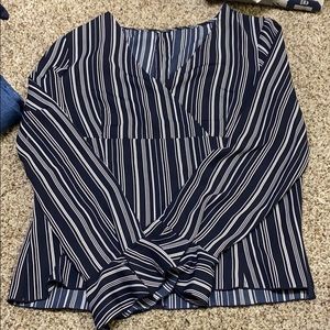 FORMAL LONG SLEEVE STRIPPED SHIRT